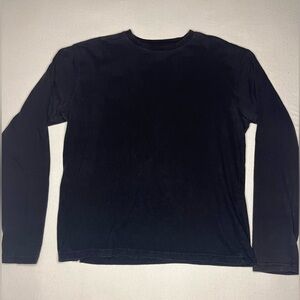 Black Long-Sleeve